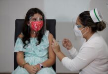Salud asegura vacunas y transparencia presupuestal