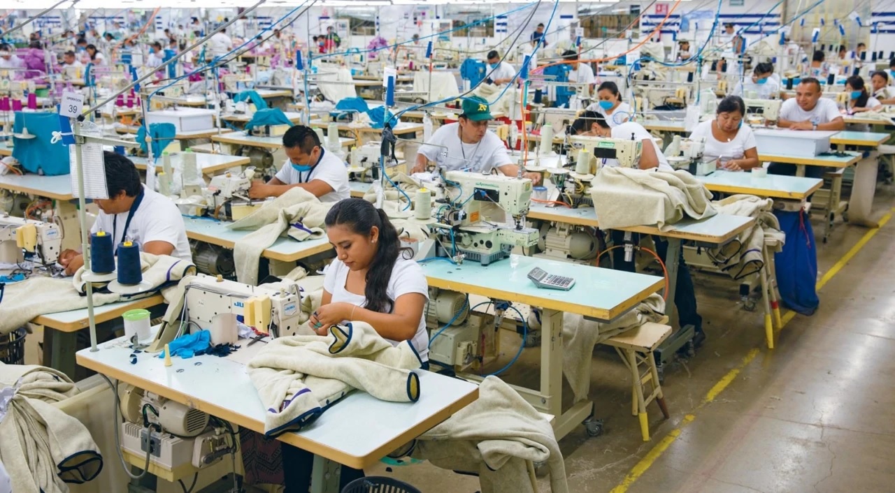 Industria del vestido: 85 % de las empresas son informales: INEGI / Por  Alejandro Durán - Reporte 32 MX, El medio digital de México