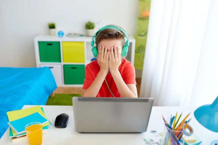 00 NIÑO ACOSO BULLLYNG INTERNET