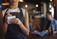 Ocupan mujeres 60% del empleo en restaurantes, bares, fondas y cantinas / Por Alejandro Durán