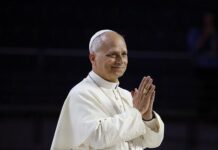 El papa critica que en Europa se vuelva a presentar el rearme como respuesta a las crisis