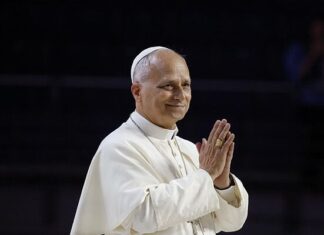 El papa critica que en Europa se vuelva a presentar el rearme como respuesta a las crisis