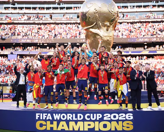 España desbanca a Argentina al mando de clasificación FIFA y lidera también la femenina