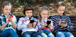 Va gobierno federal por eliminar celulares en el recreo / Por Diana Domínguez
