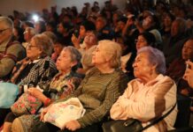 Festejan a los adultos mayores de la CDMX con motivo del Día de los Abuelos