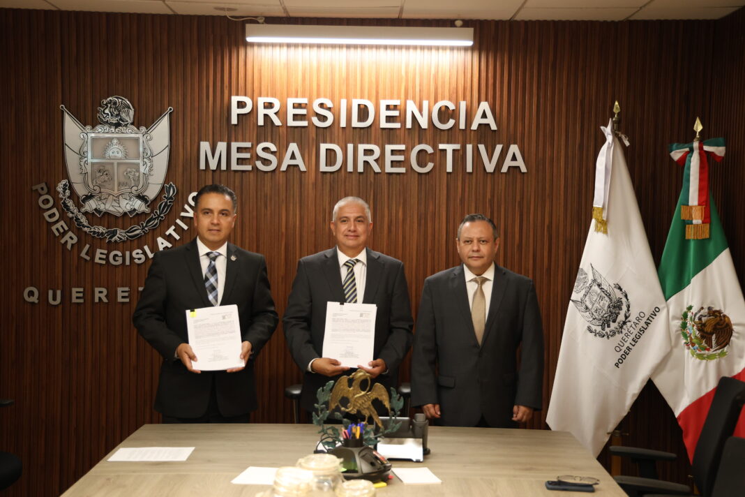 71_273_52186_1604945663_08_04_2026_PRESENTA_ERIC_GUDINO_INICIATIVA_DE_REFORMA_JUDICIAL_EN_LA_LEGIS_02