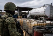 Fuerzas de seguridad decomisan en Veracruz más de 44 mil litros de hidrocarburo