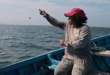 Tabasqueñas rompen prejuicios con el programa Pescando Vida