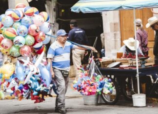 En México, más de la mitad de los trabajadores sin prestaciones de ley / Por Alejandro Durán