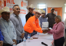 Distribuyen kits preventivos contra el gusano barrenador a ganaderos de todo Nuevo León