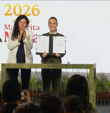 Firmó Shienbuam decreto para regular redes sociales en México / Por Diana Domínguez Galván