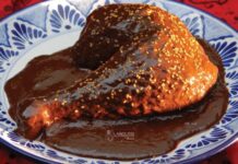 Mole poblano, símbolo de identidad y patrimonio gastronómico ante el mundo